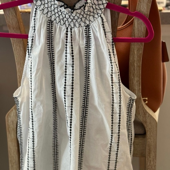 Women’s Size Medium Sleeveless Blouse Calligraphy - Picture 4 of 5